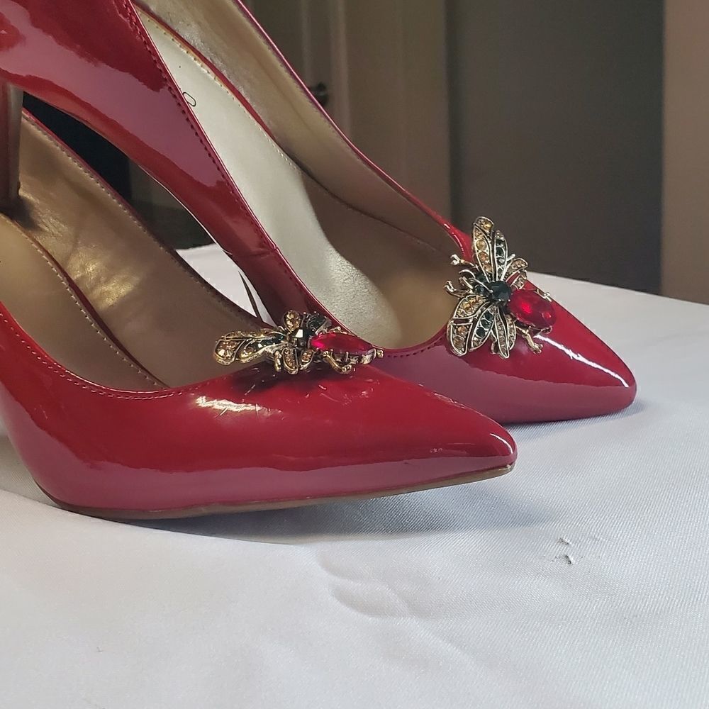 Bee Inspired Detachable shoe clip - Picture 8 of 14